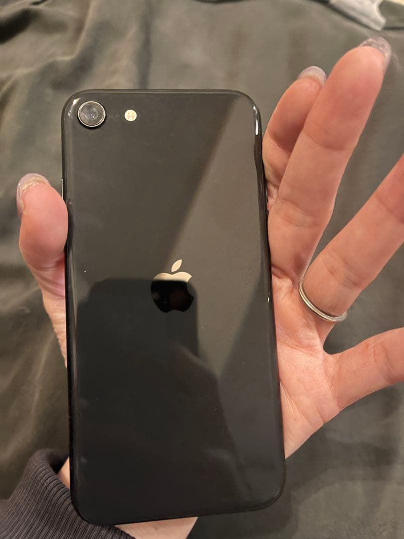 スマートフォン本体 Apple iPhone SE (MXVT2J/A) 256g