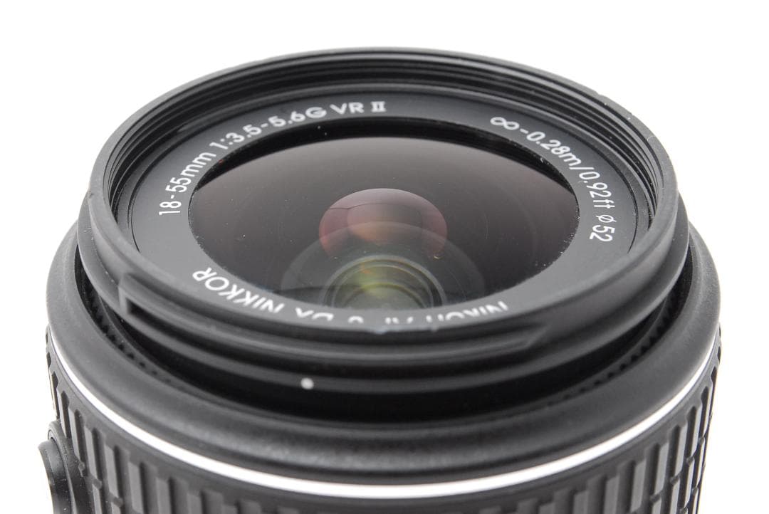 【使用感少美品】Nikon D3300　レッド　スマホ転送　動画も撮れる