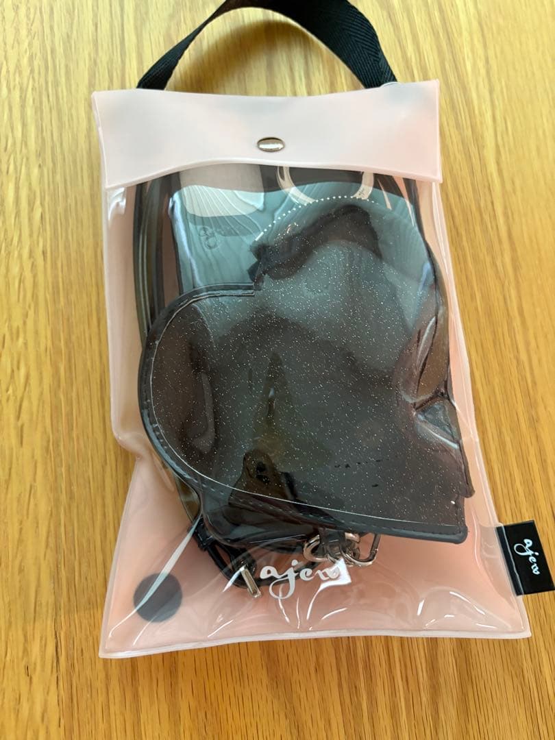 ajew iPhoneケース　ハートプラネ　ブラック　iPhone13