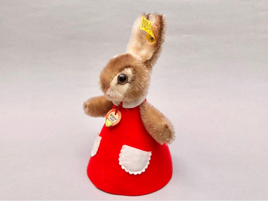 Steiff　ウサギのギフトカバー　Betthupferlhase　赤オールID