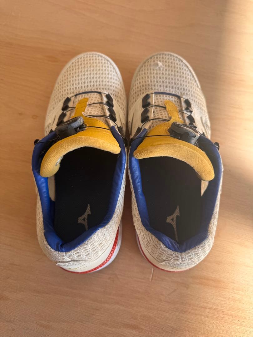 Mizuno BOAスニーカー ホワイト/イエロー