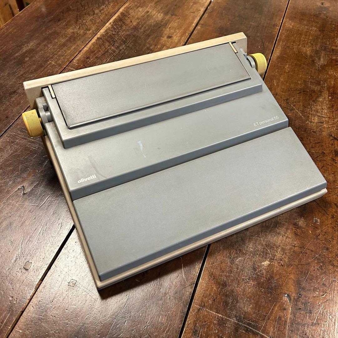 Olivetti ET Personal 55 ヴィンテージタイプライター