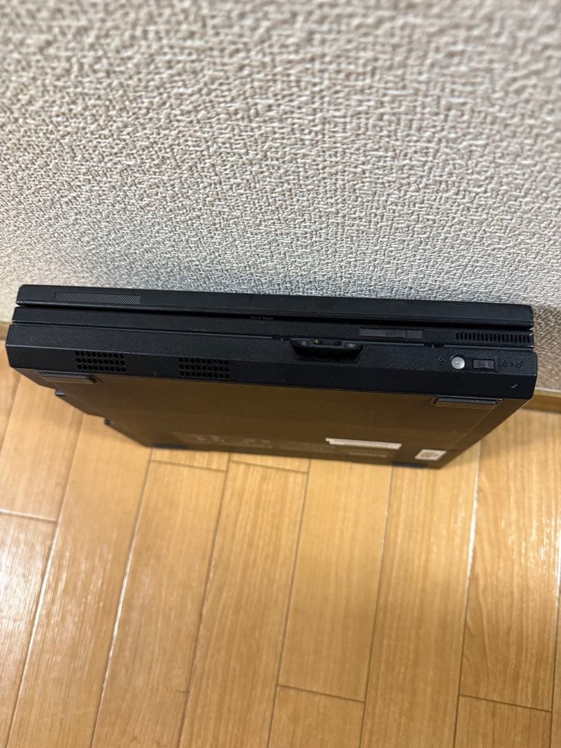 液晶漏れIBM THINKPAD LENOVO X61