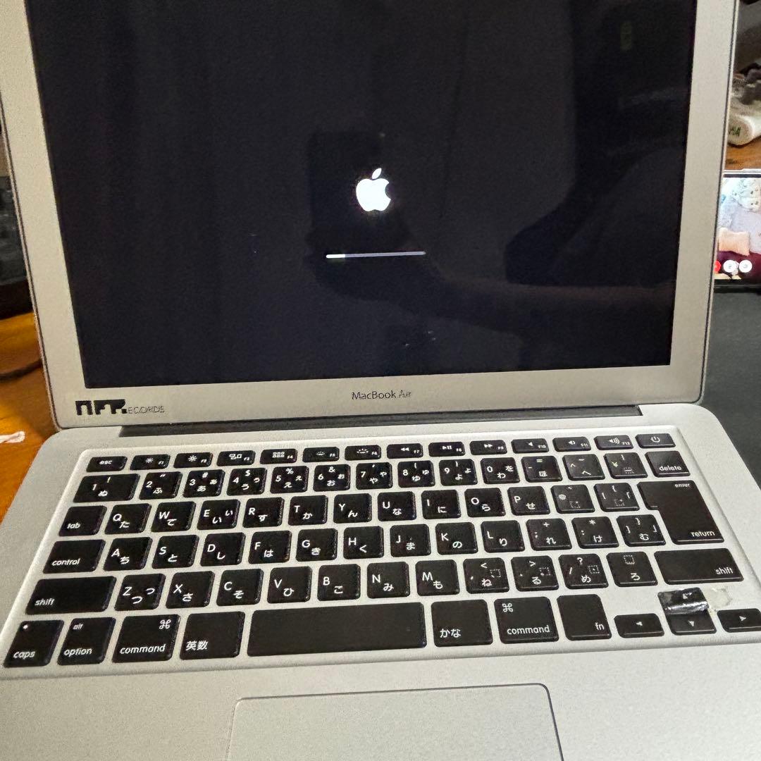 Apple MacBook Air 13インチ シルバー 本体