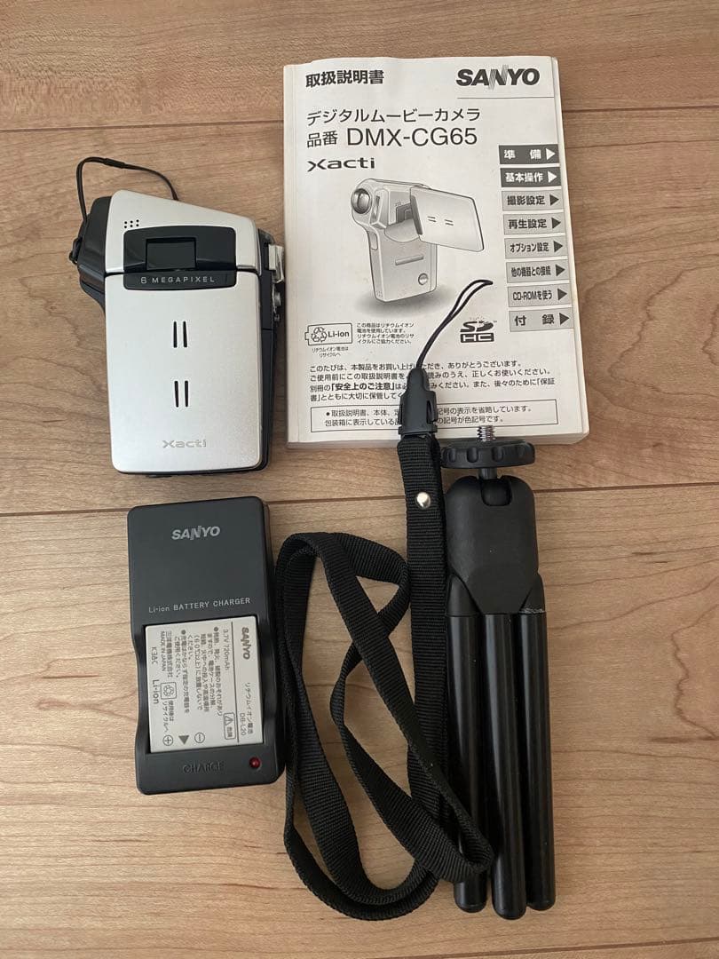 SANYO  Xacti  DMX-CG65 デジタルムービーカメラ