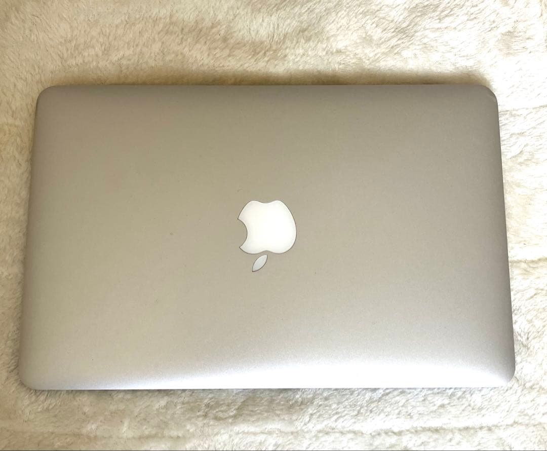 「希少」MacBook Air 11-inch