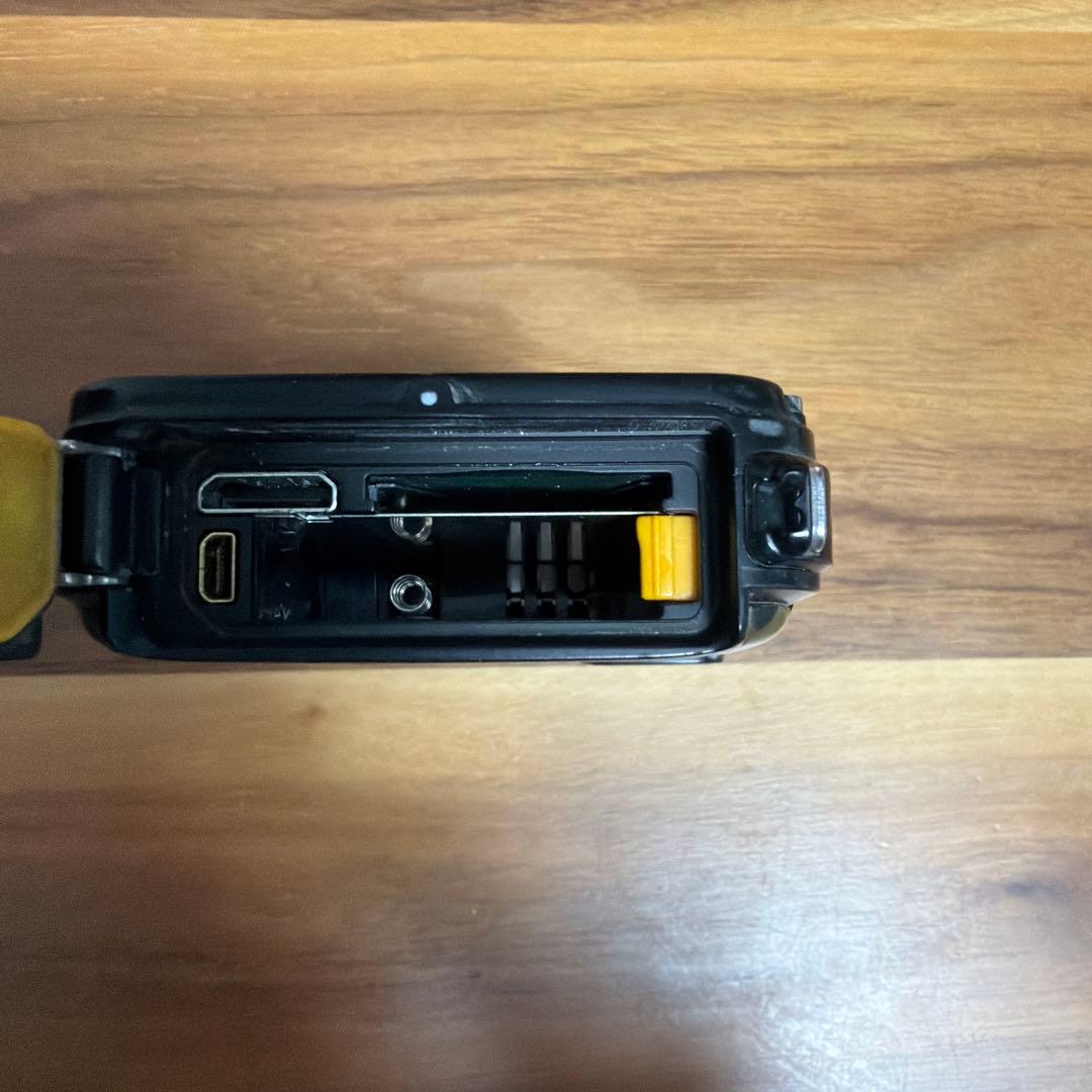 Nikon COOLPIX AW100 迷彩