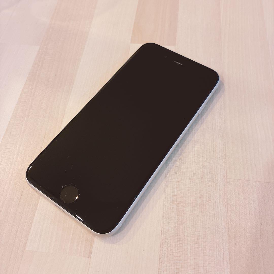 iPhoneSE3 第三世代 256GB ホワイト スターライト 本体