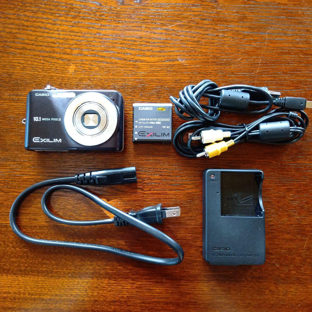 CASIO EXILIM 10.1メガピクセルEX-Z1050 本体と付属品
