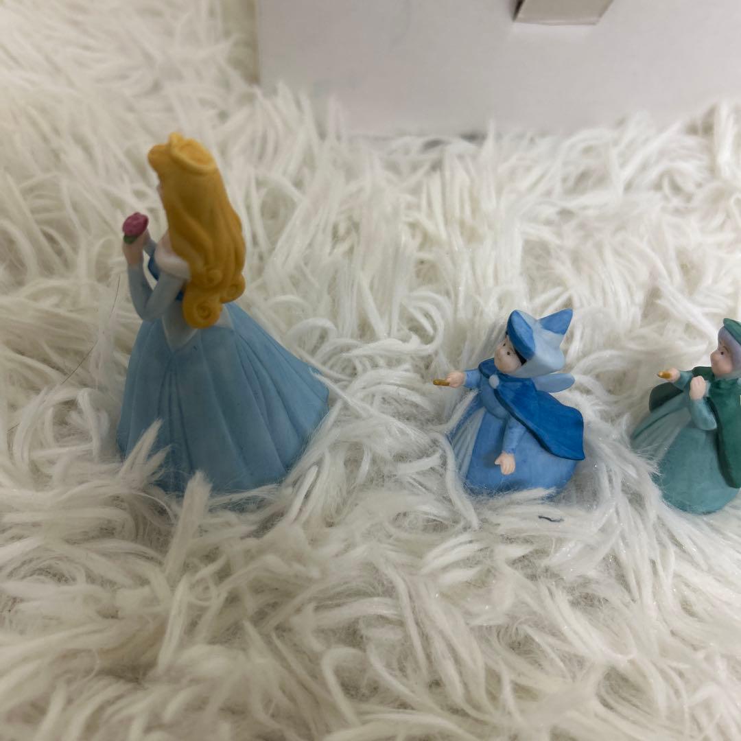 ディズニー　箱庭フィギュアセット　眠れる森の美女