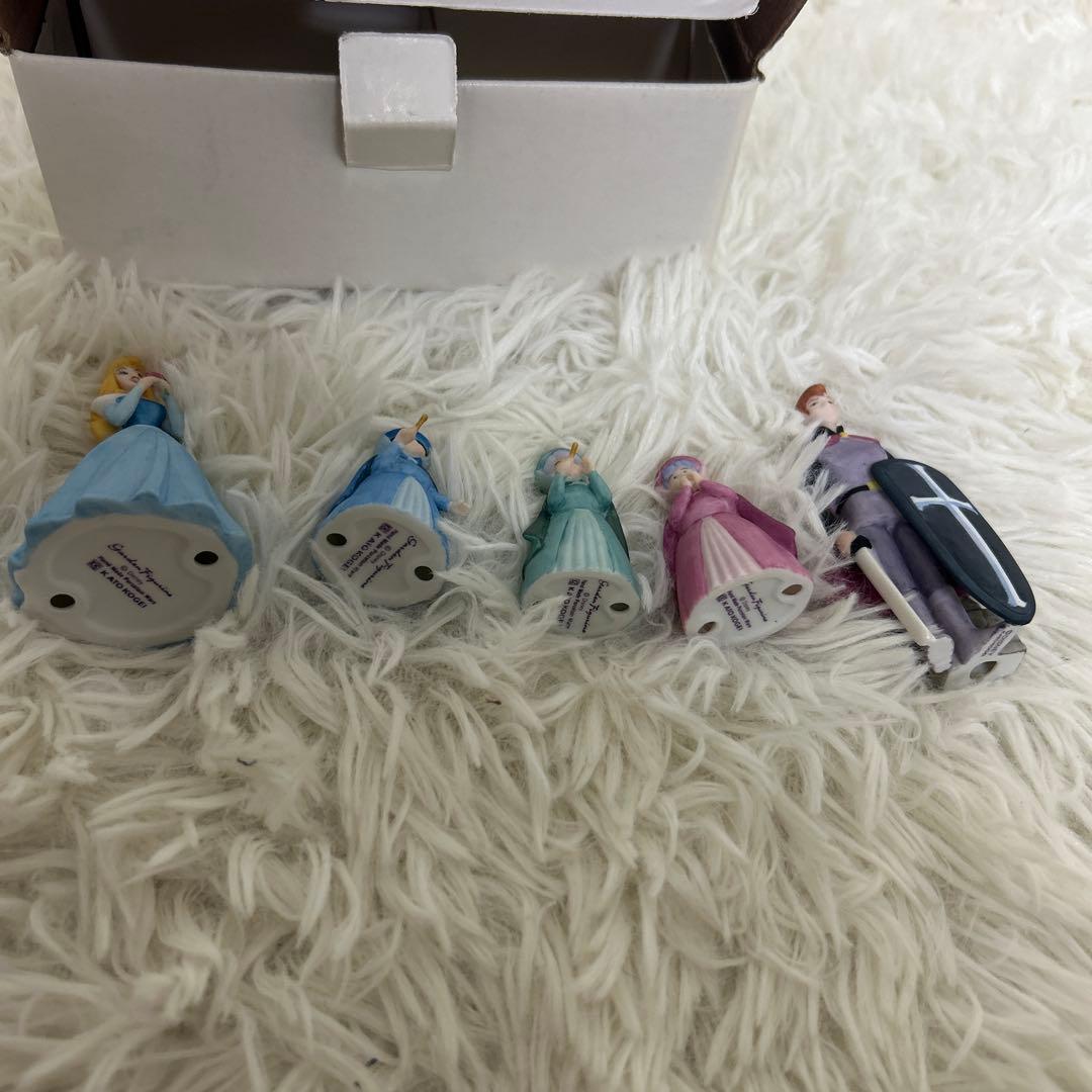 ディズニー　箱庭フィギュアセット　眠れる森の美女