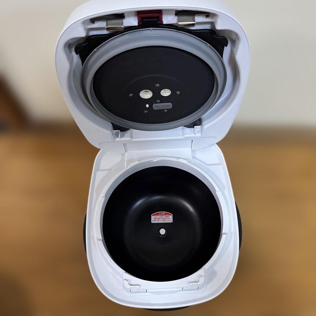 2023年製 TIGER JPI-10J3 圧力 IHジャー炊飯器 5.5合炊き