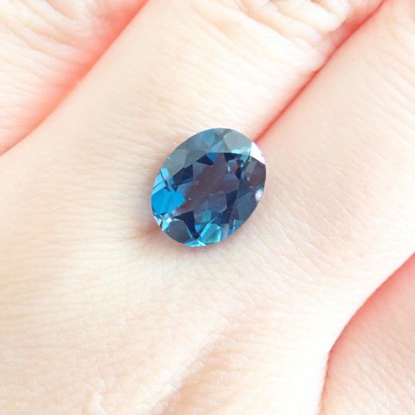 ◆特価品◆ロンドンブルートパーズ     オーバルカット    3.13ct
