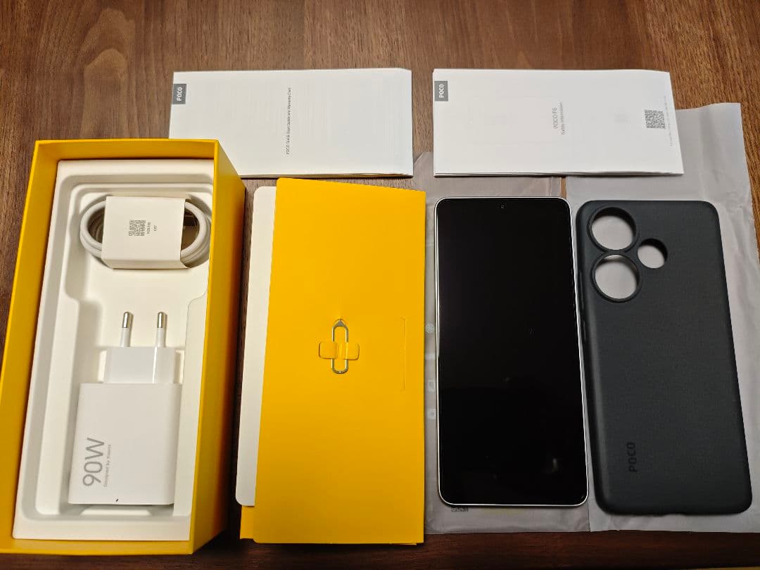 【美品】POCO F6 チタンカラー 12GB RAM 512GB ROM