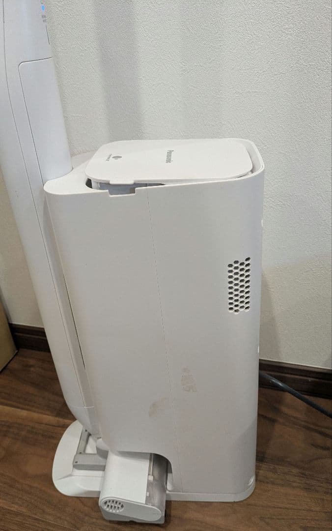 2021年式 Panasonic スティッククリーナー MC-NS10K
