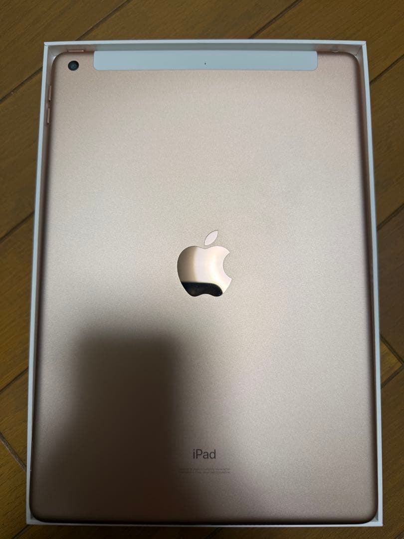Apple iPad (第7世代) ゴールドWi-Fi＋Cellular