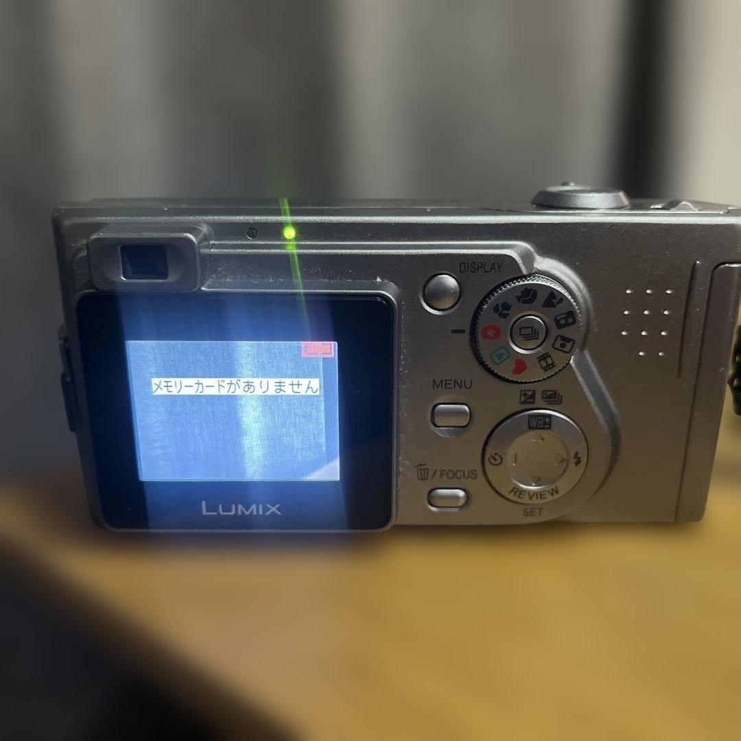 Panasonic DMC-FX5 Lumix コンパクトデジタルカメラ