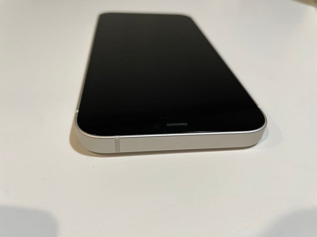 Apple iPhone 12ホワイト 本体 64GB