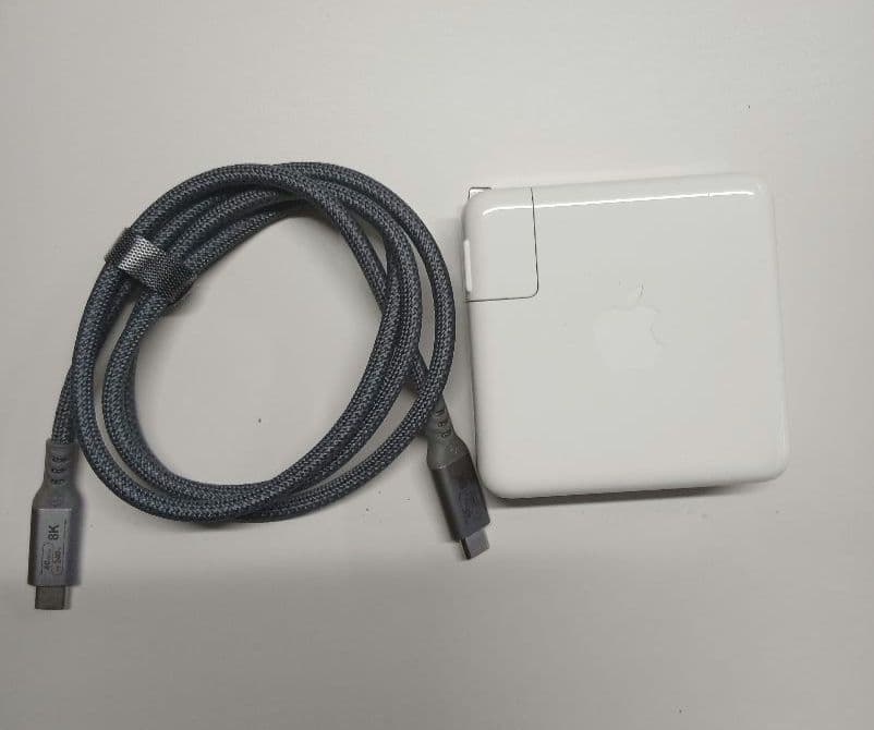 Macbook Pro 16インチ 2019 A2141 バッテリー良好