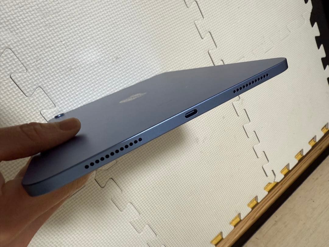 美品 iPad 第10世代　64GB Wi-Fi ブルー