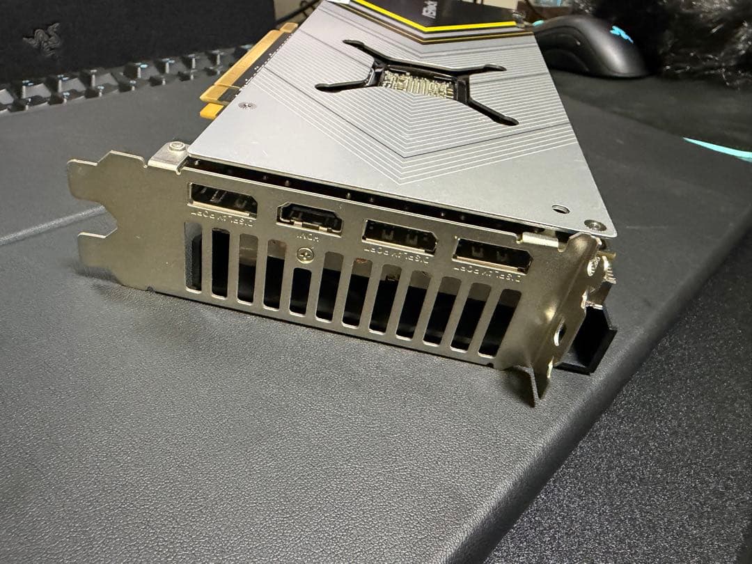 グラフィックボード・グラボ・ビデオカード Radeon RX5700XT Challenger 8GB OC