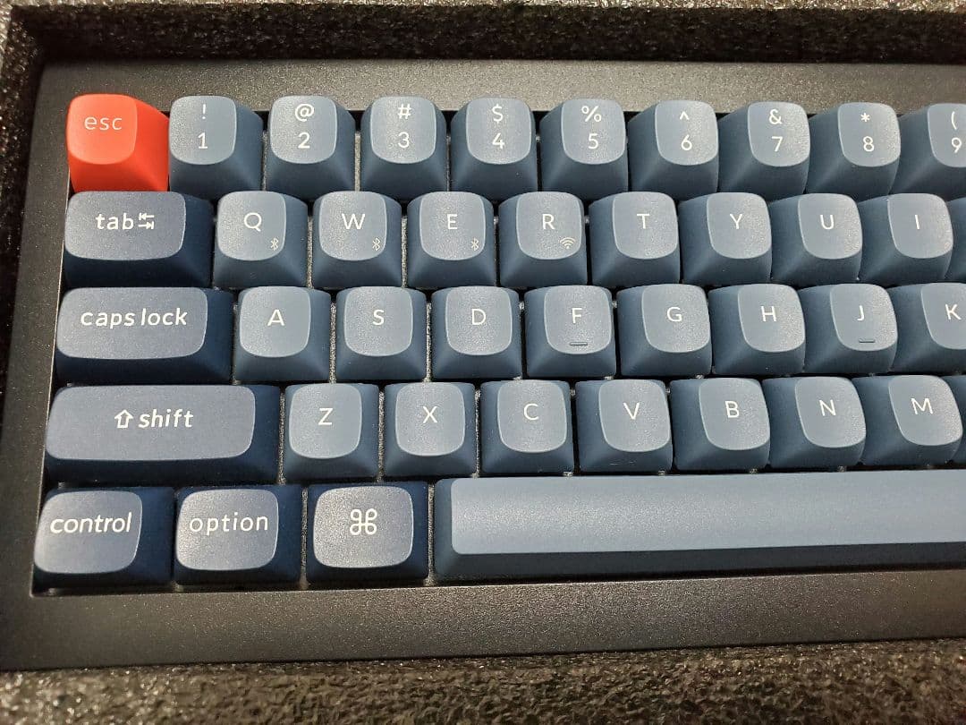 Keychron V2 Max キーボード【赤軸】