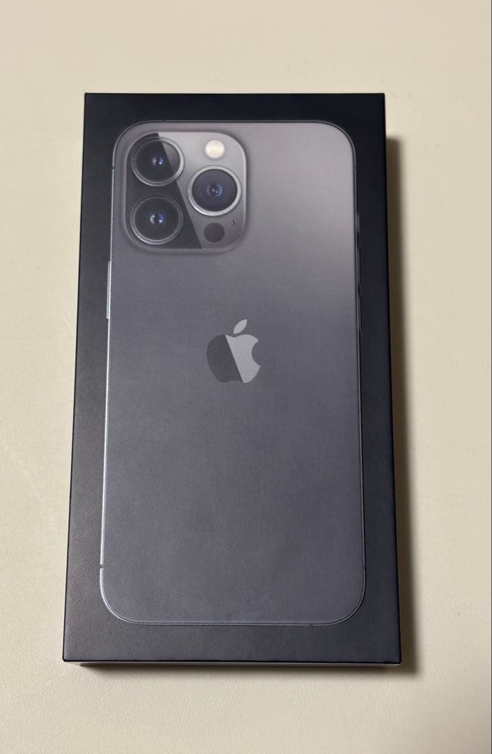 【美品】iPhone13 Pro 256GB グラファイト SIMフリー