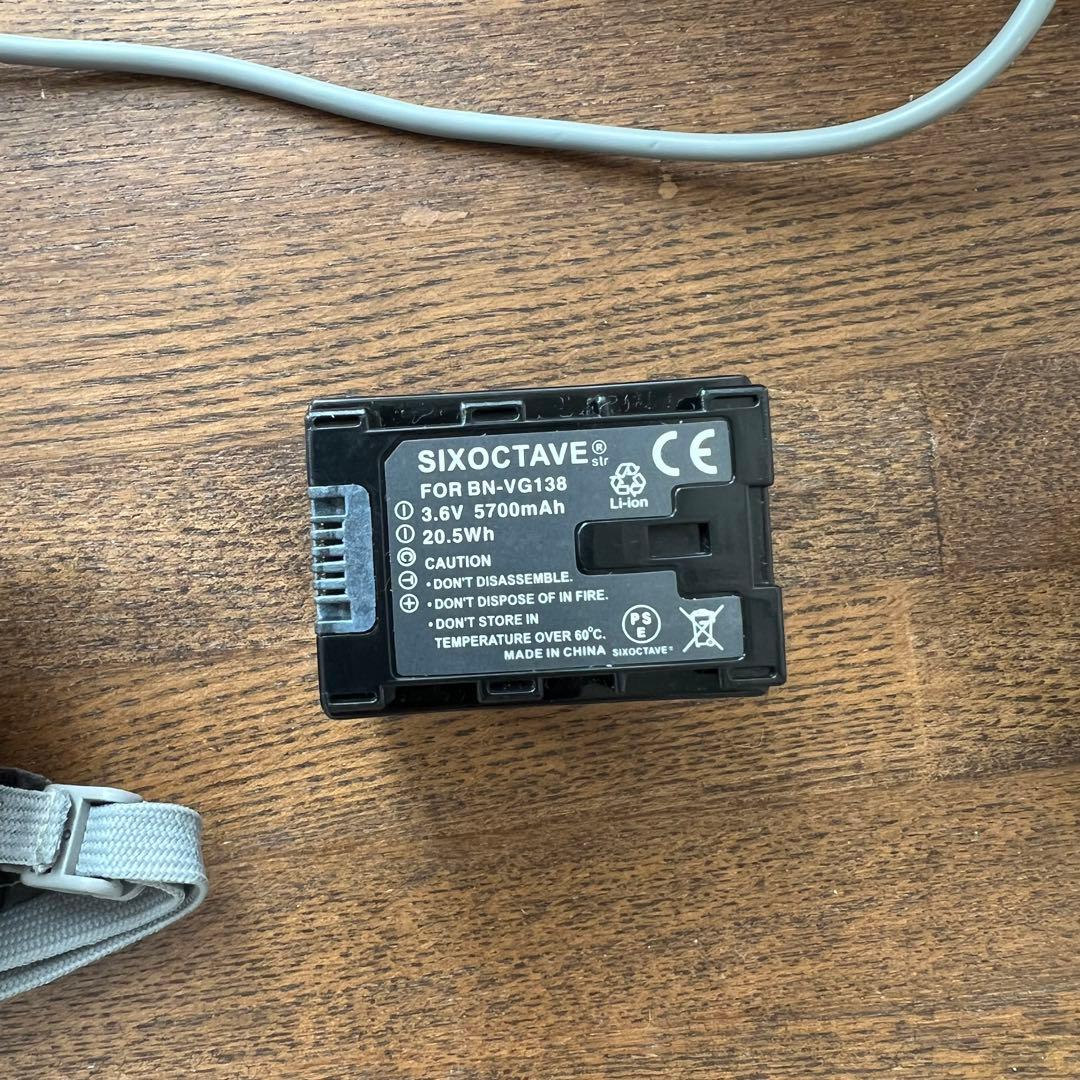 ビデオカメラ JVC Everio GZ-E225