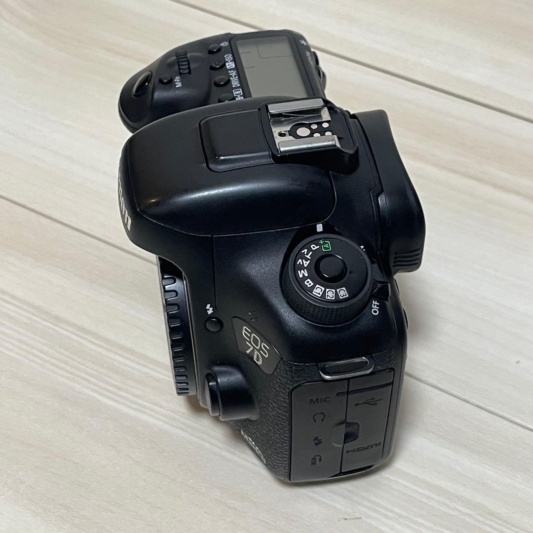 Canon EOS 7D Mark II 本体 一眼レフ デジタルカメラ