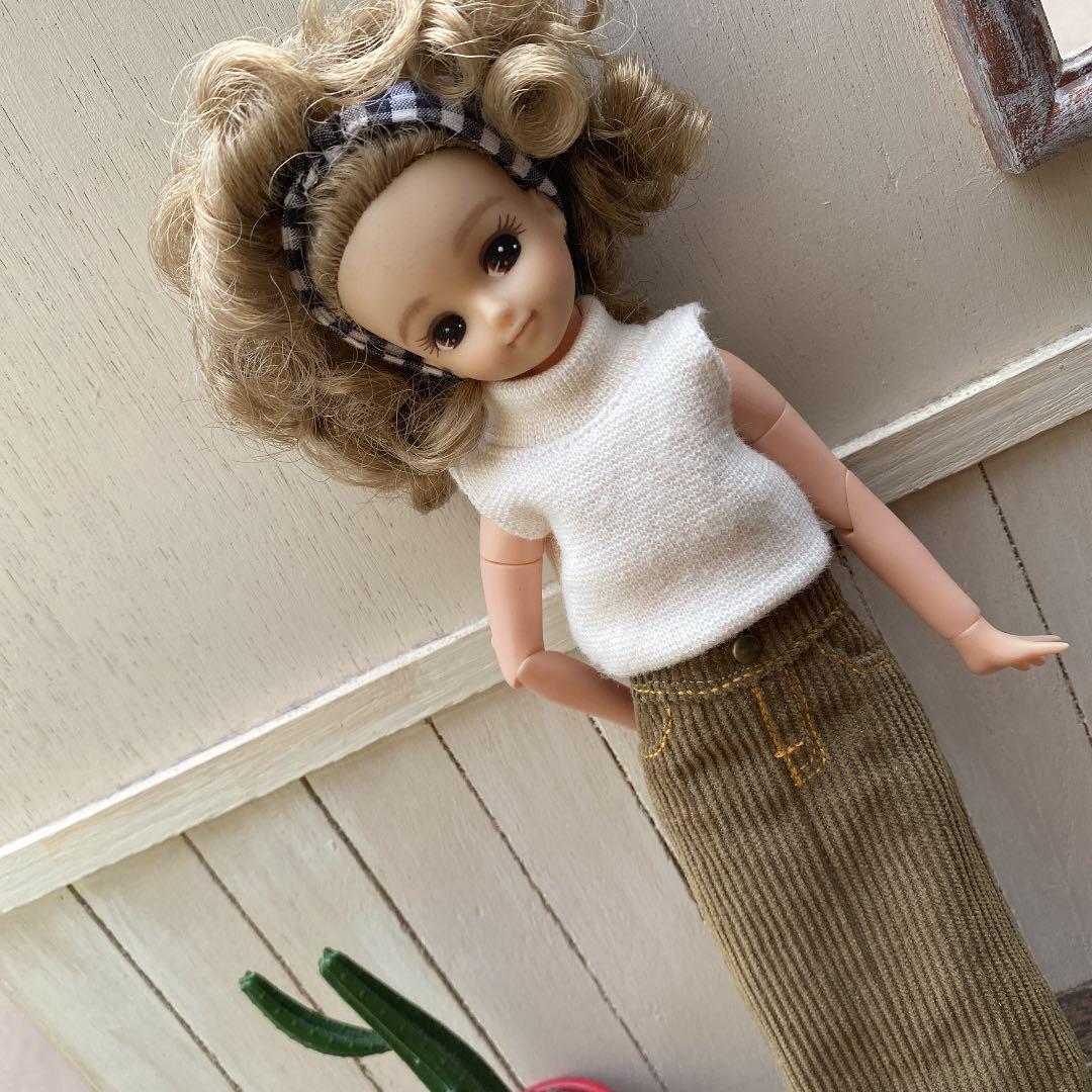 リカちゃん　洋服　コーデュロイ❤️ロングスカート　カーキ　ハンドメイド