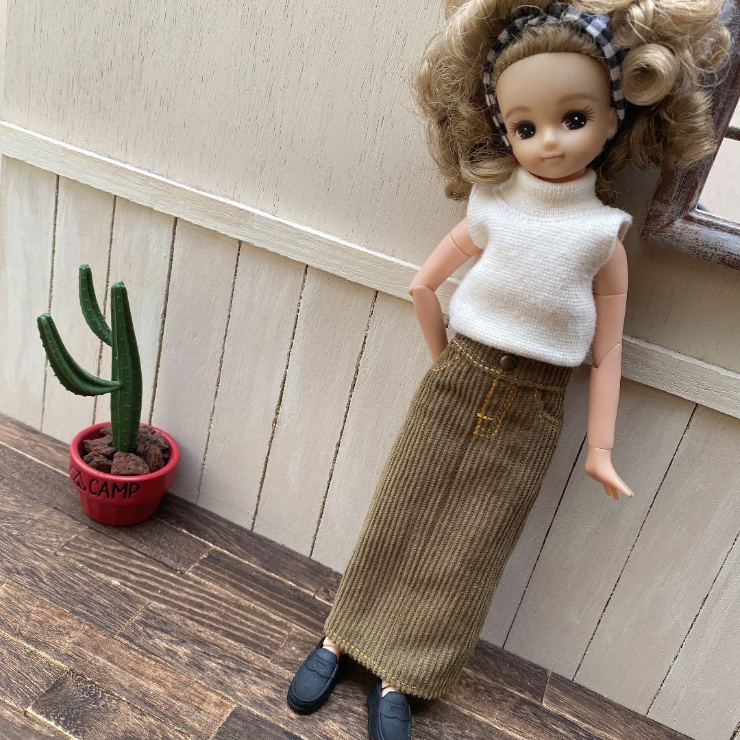 リカちゃん　洋服　コーデュロイ❤️ロングスカート　カーキ　ハンドメイド