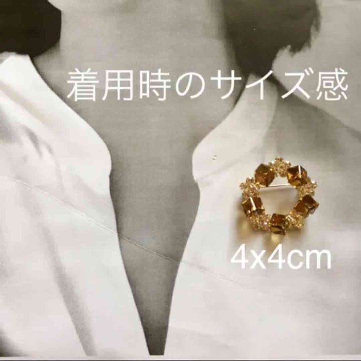 【ギフト梱包付】スワロフスキー❤️ 18Kg上品ゴージャスブローチ　大活躍