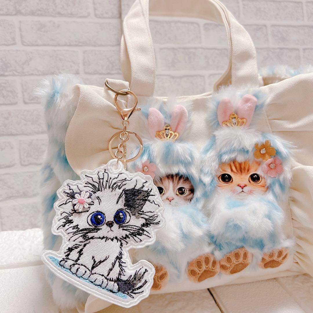 コヤンイサムチョン フリルトートバッグ 猫 帆布 アイボリー 2ニャンコ