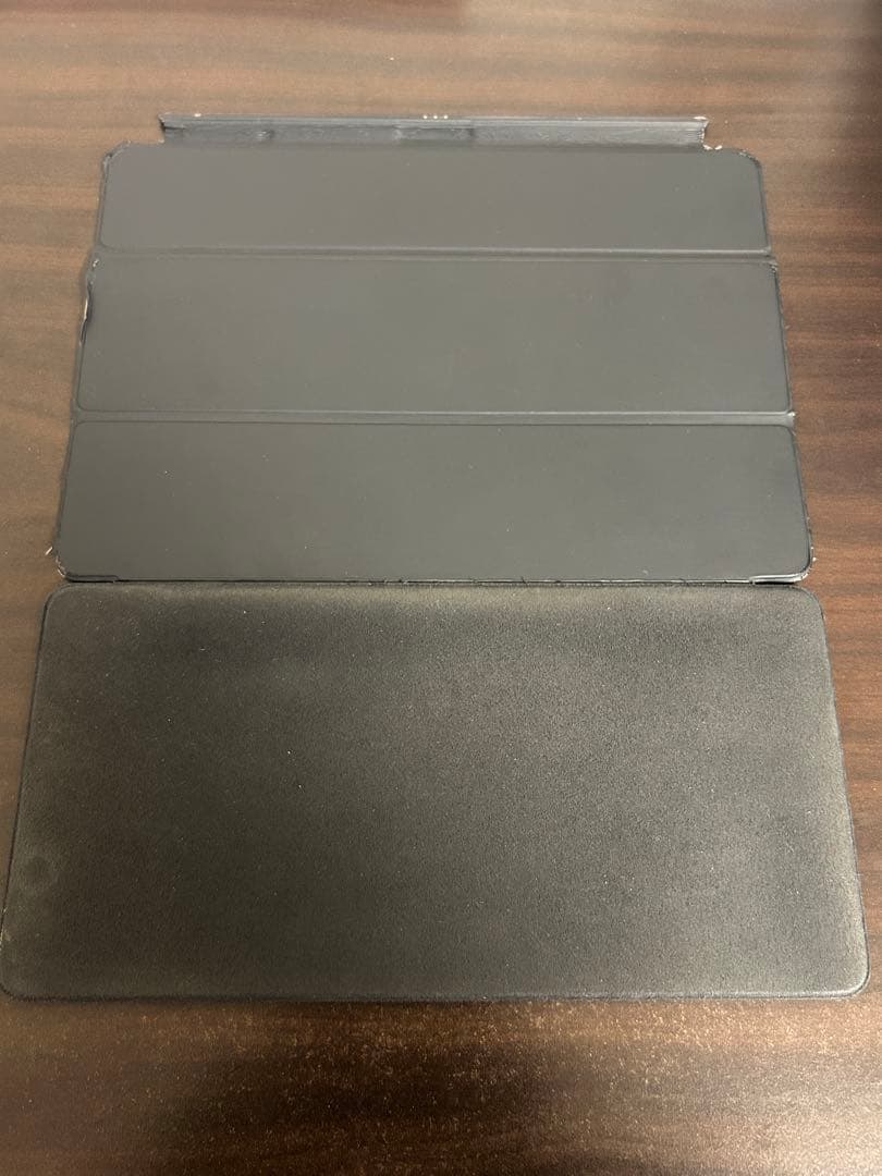 Apple iPad 第9世代 シルバー 本体 スマートキーボード付き