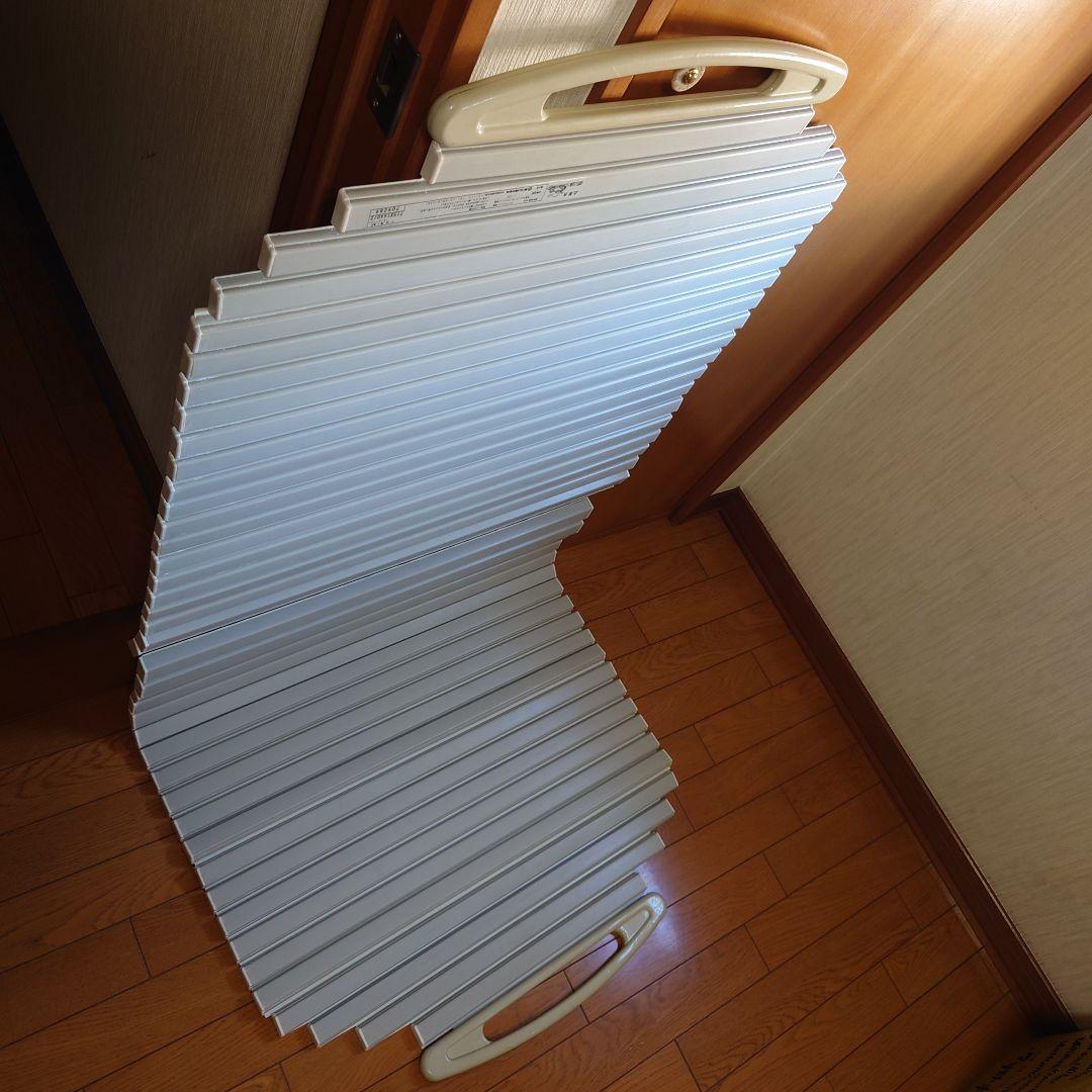 折りたたみ式風呂ふた 白取って付き！