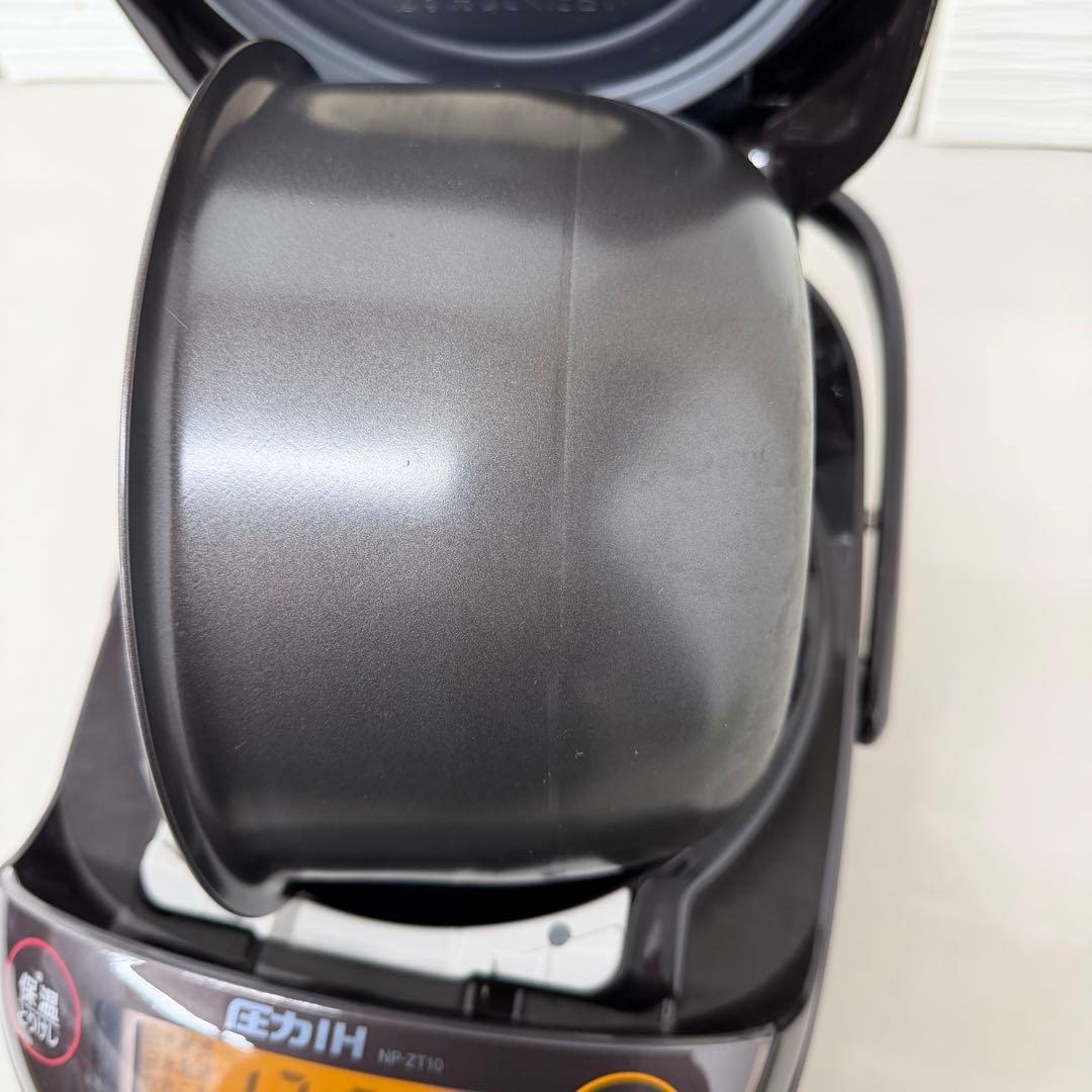 象印　極め炊き NP-ZT10 炊飯器　炊飯ジャー　5.5合炊き