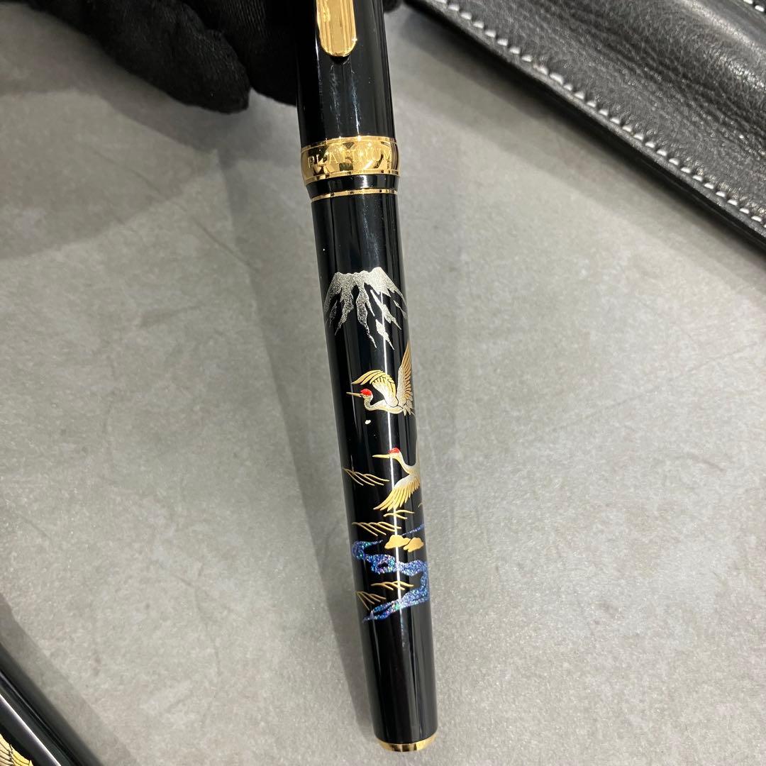 プラチナ万年筆　ペン先18k 装飾金箔の鶴と山