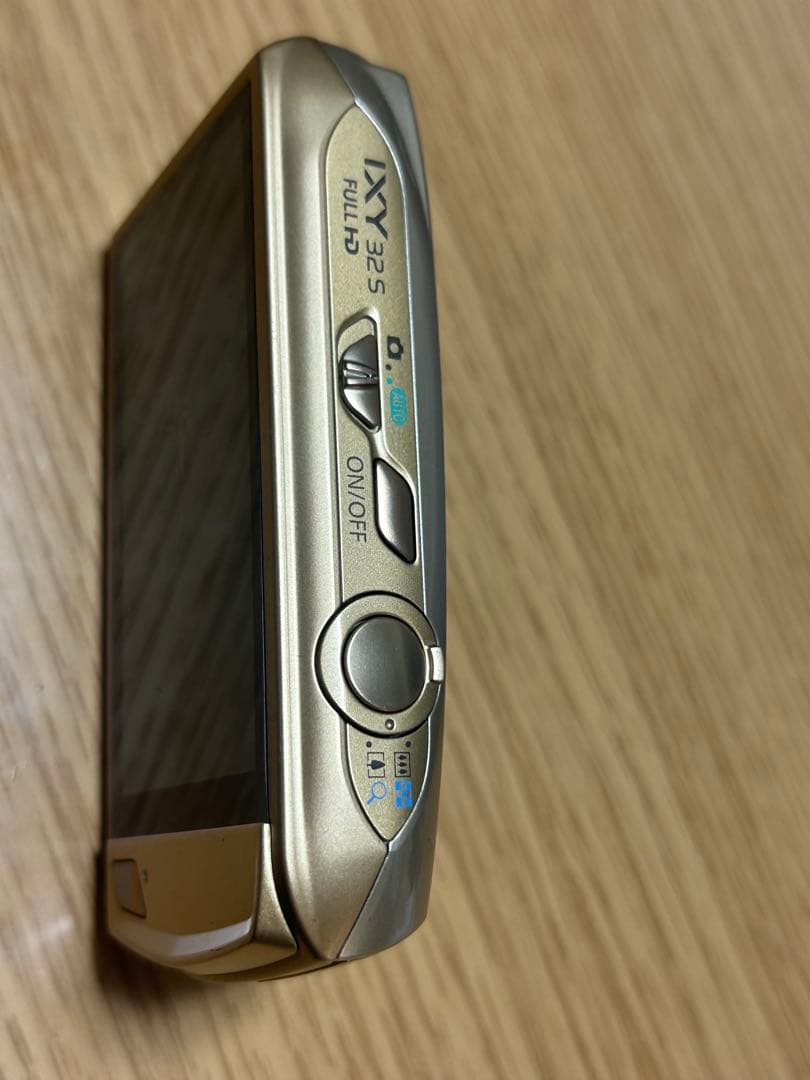 Canon IXY 32S デジタルカメラ　美品