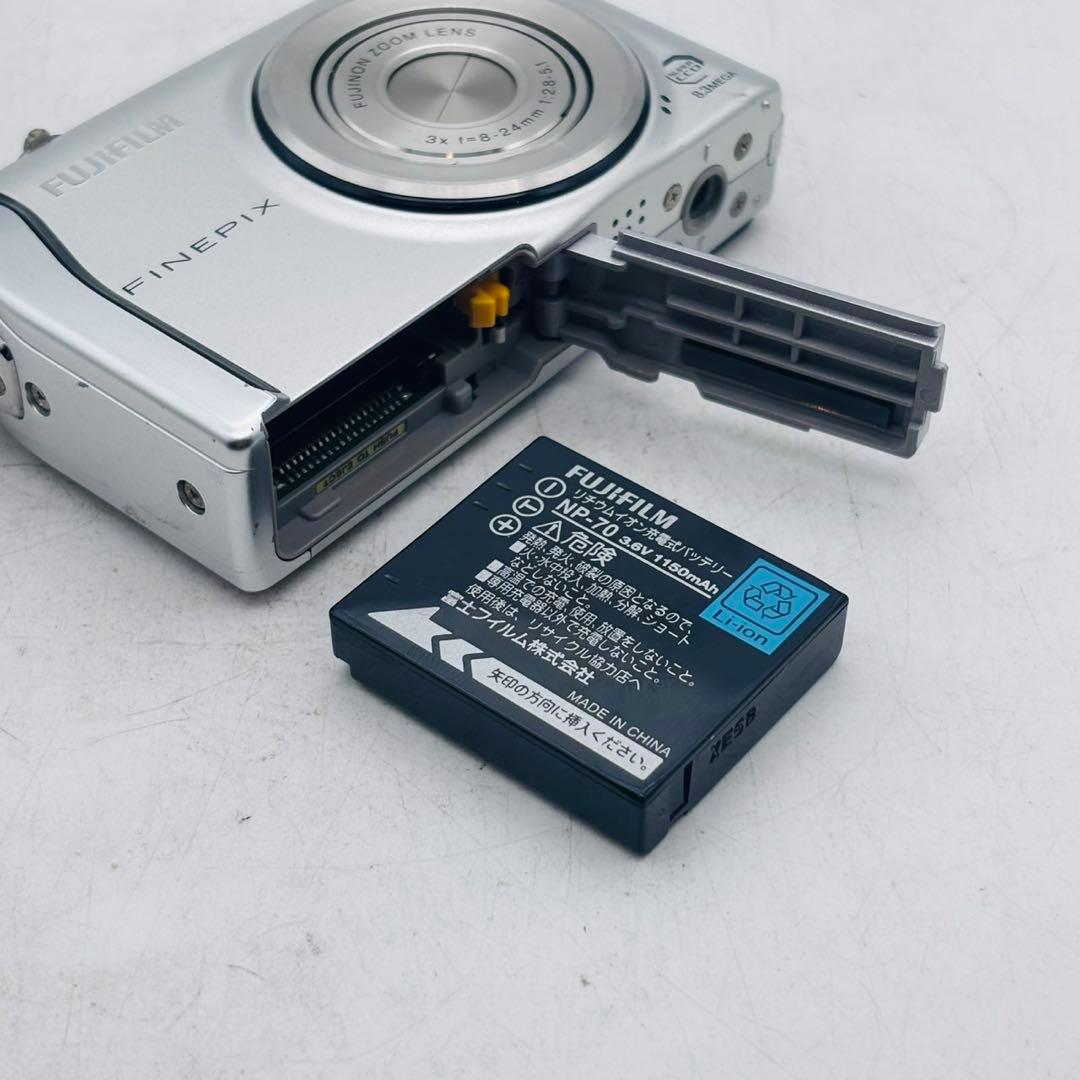 【美品動作確認済み】FUJIFILM FinePix F40fd
