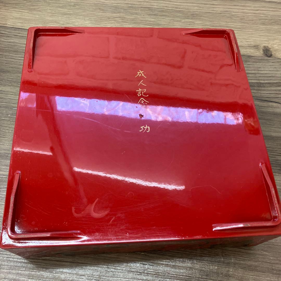 E-2 特撰 漆器 朱校倉三段重 舞扇 弁当箱 お重箱 正月 漆芸 伝統工芸品