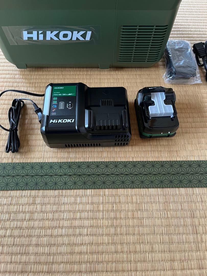 新品 HiKOKIコードレス冷温庫UL18DBフォレストグリーン バッテリー付属