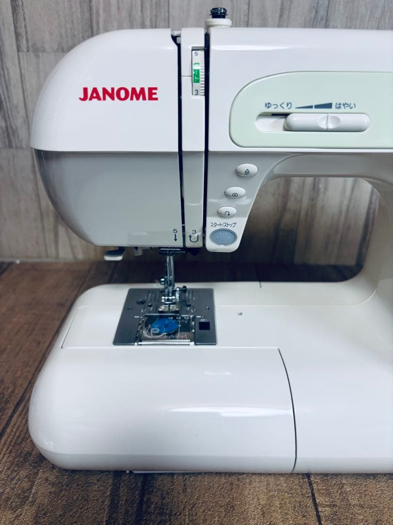 ジャノメ MP-330.模様も豊富なパワフル実用ミシン、押え完備！清掃整備済み