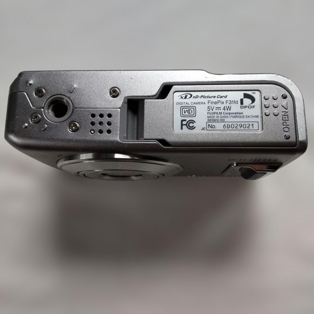 FUJIFILM FinePix F31fd XDカード、カードリーダー付
