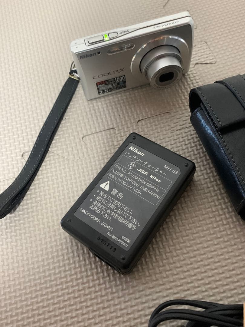 Nikon COOLPIX S200 コンパクトデジタルカメラ