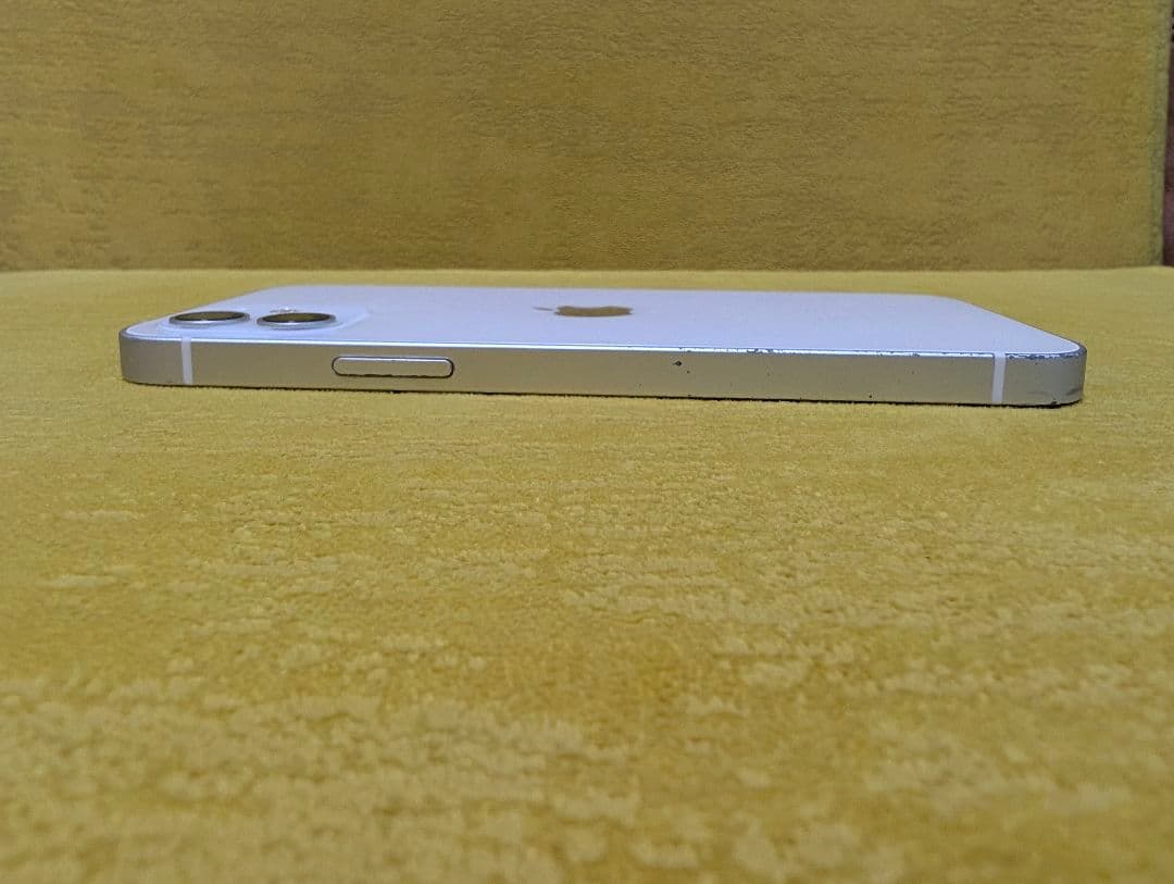 Apple iPhone 12 ホワイト 64GB 修理歴なし 84%
