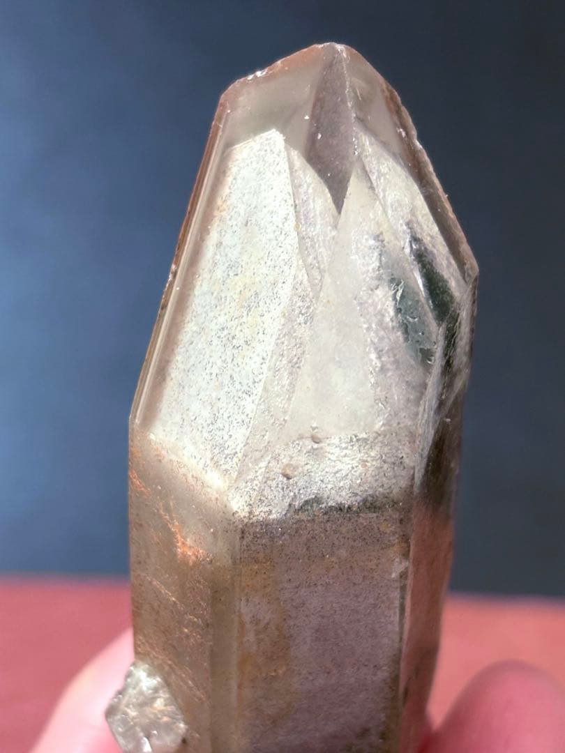【超希少】ホワイトファントム 水晶 原石(ブラジル産) 鉱物標本 富士