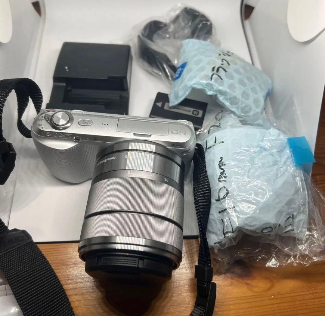 Sony NEX-C3 ミラーレスカメラ シルバー