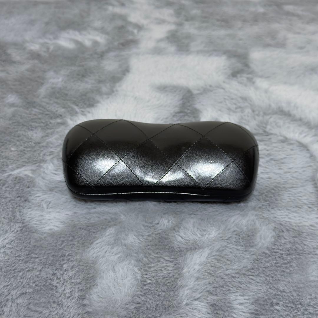 【極美品】CHANEL メガネケース キルティング　空箱　外箱付き