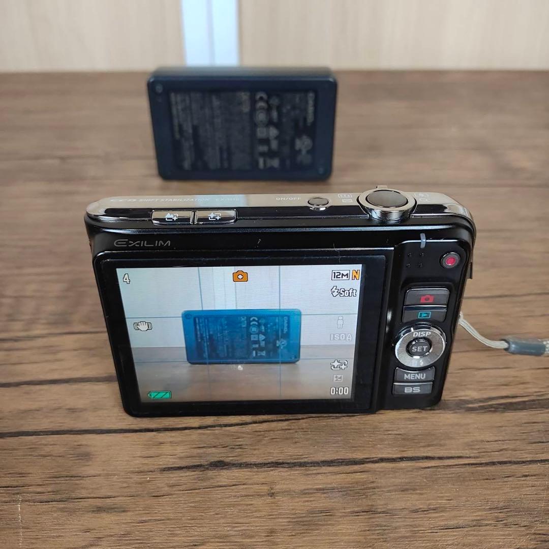 【匿名発送】CASIO デジタルカメラ EXILIM EX-H10 充電器付