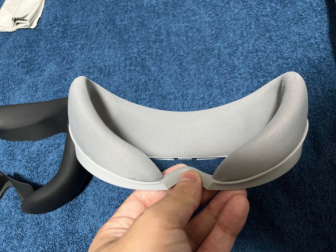 PICO 4 ホワイト 128GB 中古 VRヘッドセット